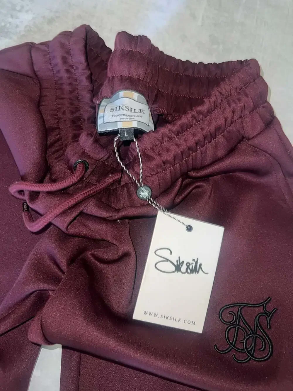 SikSilk Men's Embroidered Logo Drawstring Jogger Sweatpants in Maroon